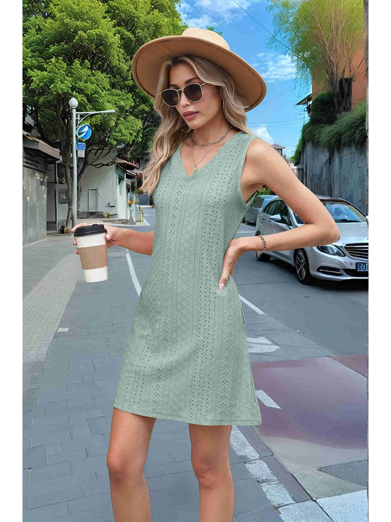 dark green beach dress Zapaka Women Dark Green Long Bridesmaid Dress with Streamer Mermaid Halter Satin Wedding Party Dress, Dark Green / US12