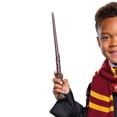 thumbnail image 3 of Set de disfraces para niños de Harry Potter con bata, bufanda y corbata, 3 of 7