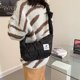 thumbnail image 1 of Bolsa Bolso bandolera acolchado con espacio para mujer Bolso bandolera con cremallera de color sólido (Negro) JShteea Para Estrenar, 1 of 9