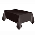 thumbnail image 1 of Nappe de table rectangulaire en plastique noir, 54" x 108", 1 of 3