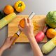 thumbnail image 5 of Juego de 2 ralladores de queso y limón con mango, rallador de acero inoxidable para cítricos, para jengibre, ajo, nuez moscada, chocolate, verduras, limón, apto para lavavajillas, 5 of 5