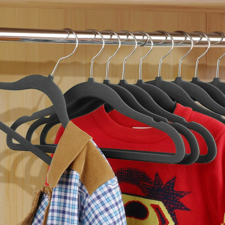 Plastic Anti-Slip Shoulderless Hanger for Clothes Store, 100% New Fabric,  250 Pieces, 801 Hangers, Customizable in 2023