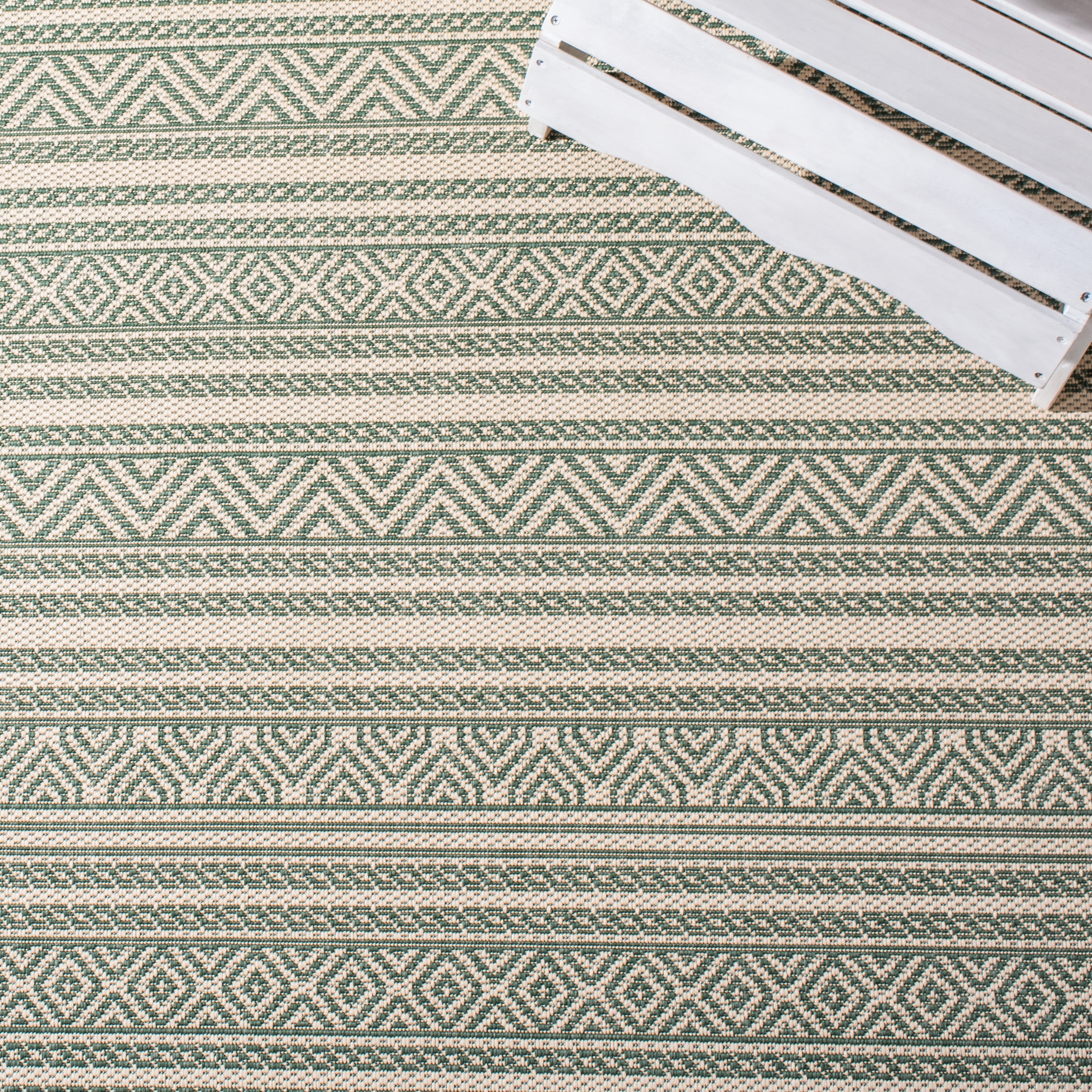 Safavieh Courtyard Seanna Striped Indoor/Outdoor Area Rug, Beige/Dark Green, 6'7" x 6'7" Round