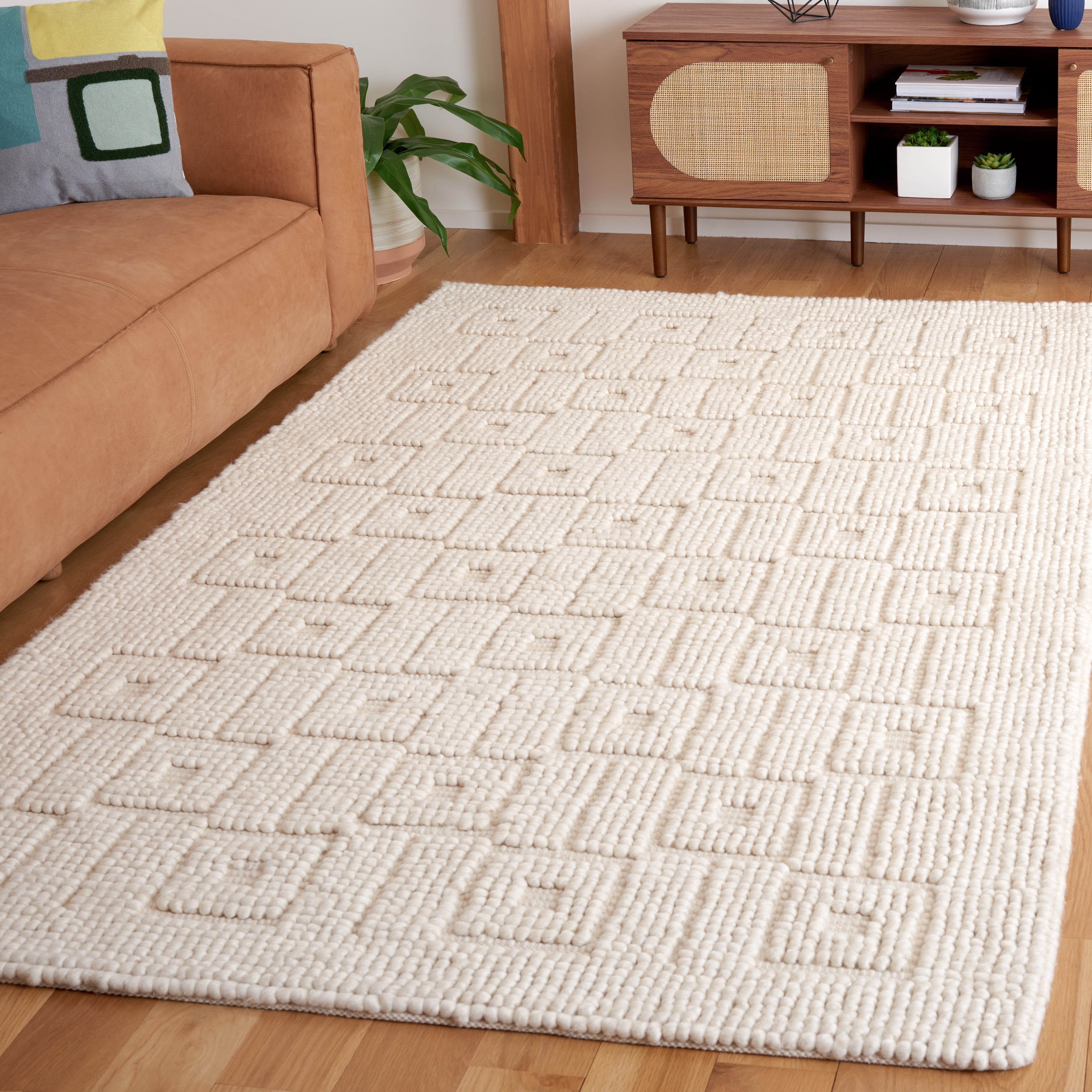 SAFAVIEH Natura Leslie Geometric Area Rug, Ivory, 8' x 10'