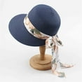 thumbnail image 1 of Fiudx Sombrero para Mujer, Plegable y Enrollable, Protección Solar Upf50+, Elegante Accesorio de Playa, Versátil para Exteriores, Correa de Barbilla Extraíble, Talla 56-58 Cm, 1 of 3
