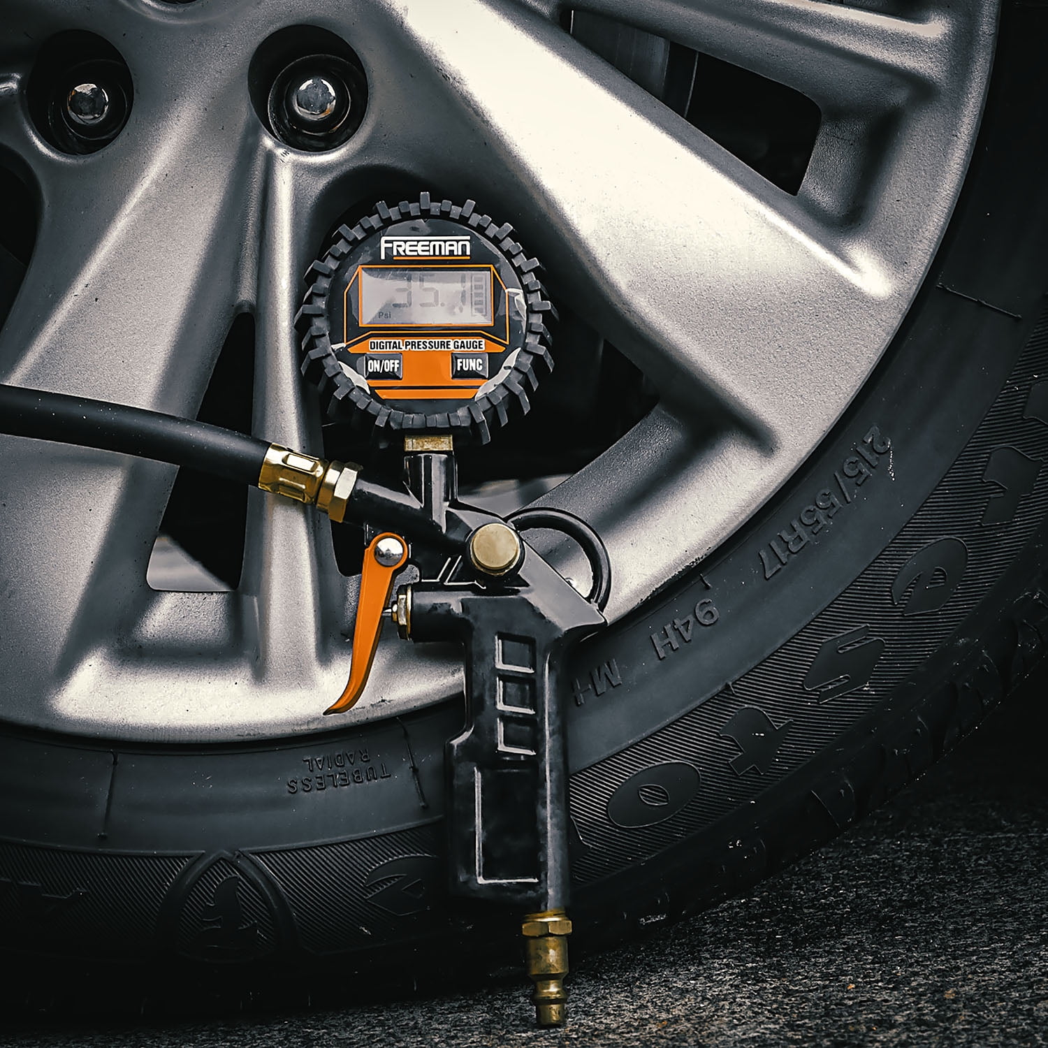 Freeman FATDTI Digital Tire Inflator with LCD Pressure Gauge