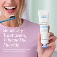 thumbnail image 2 of Pasta dental Boka Sensitive 113 ml sin flúor sabor crema de menta, 2 of 9
