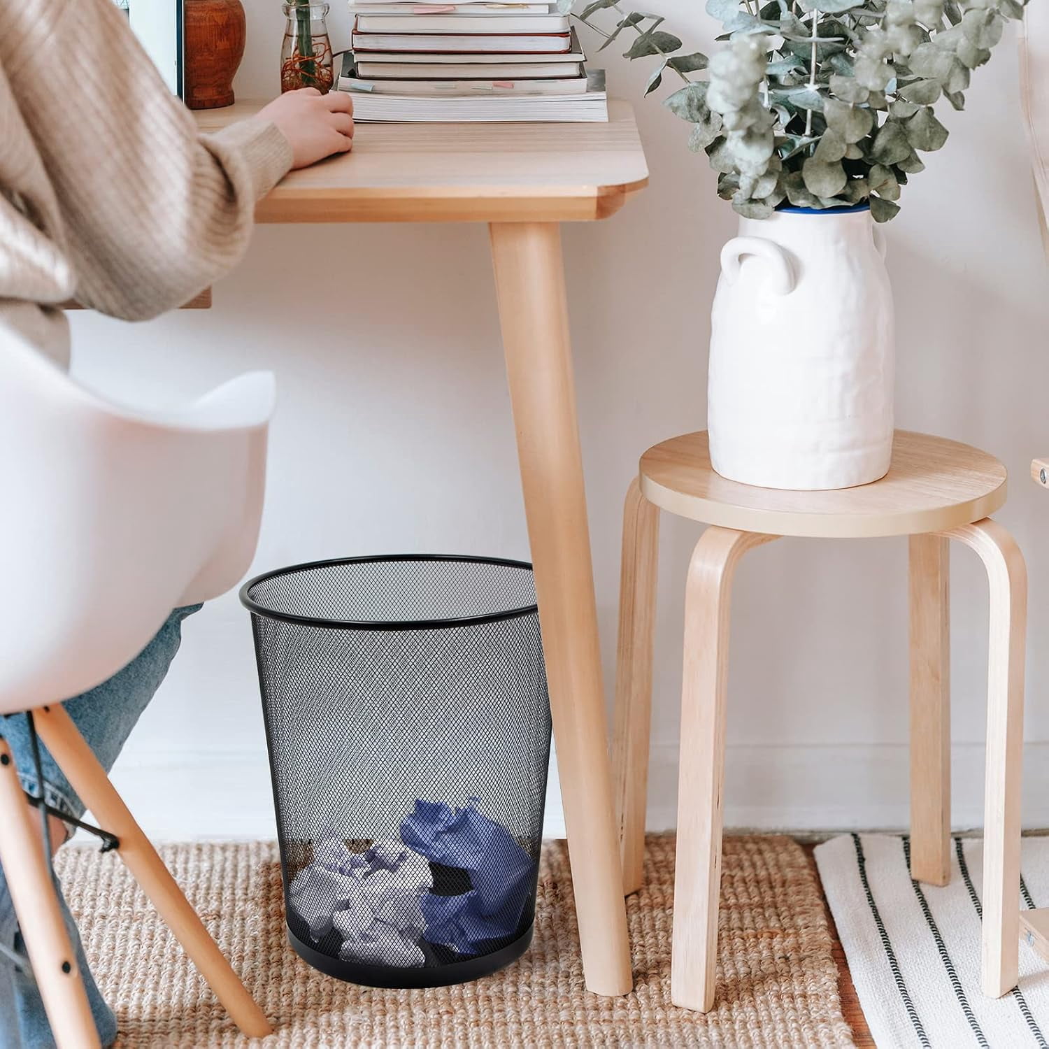 Black Mesh Trash Cans, 20 Pack 6 Gal Mesh Office Trash Can, Round Open Metal Wire Wastebaskets, Waste Basket Trash Can for Near Desk,Recycling Garbage Container Bin for Office,Home,School