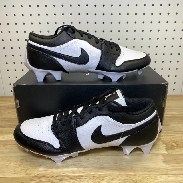 N I-K-E Jo r-dan 1 Low TD Football Cleats Panda FJ6245-100 Sizes 7-14 NEW