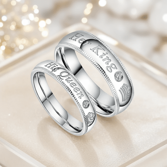 His Queen Her King Couple Rings Set Stainless Steel Matching Promise Rings Engraved Love Band Rings Romantic Couple Jewelry for Women and Men Anniversary Engagement Gift