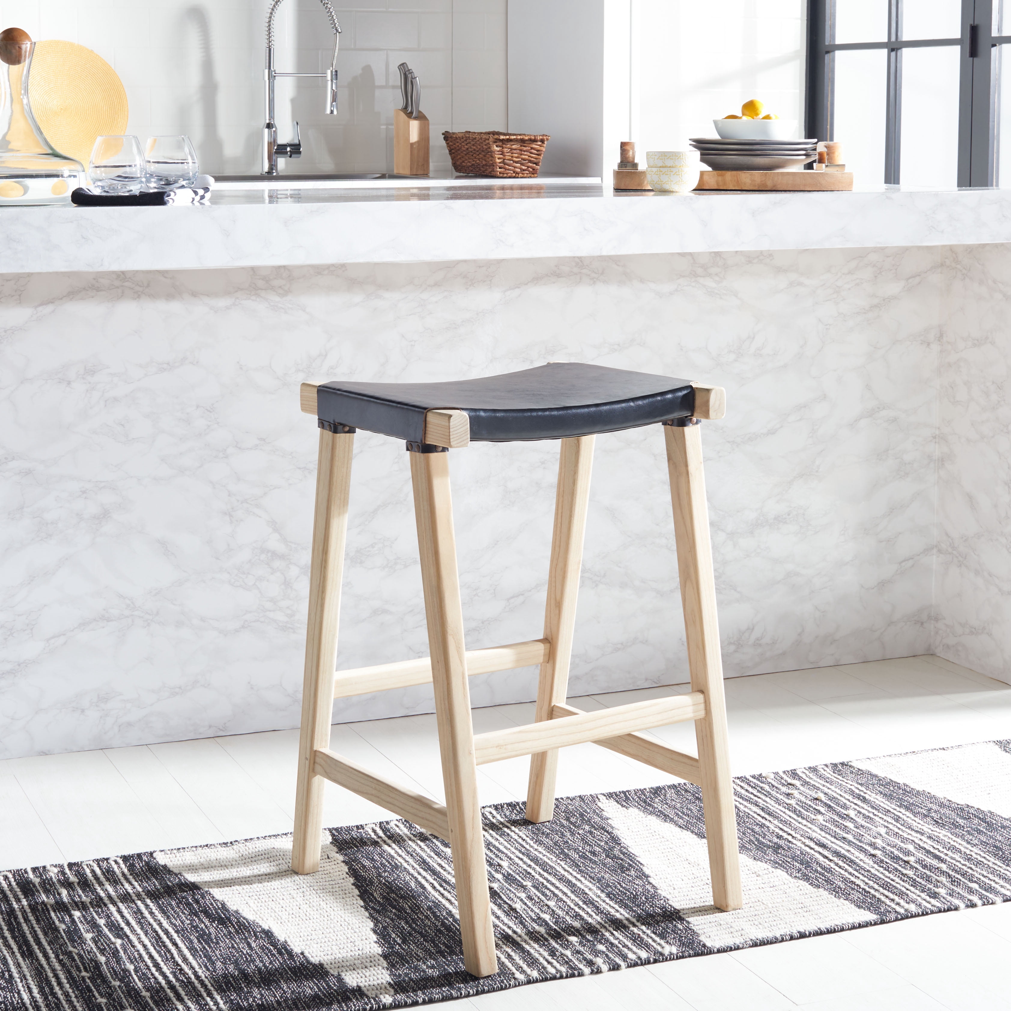 SAFAVIEH Aariz Modern Rectangle Barstool, Black/Natural (18.5 in. W x 20 in. D x 30 in. H)