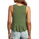 thumbnail image 3 of Camiseta sin mangas estilo babydoll con escote en V, dobladillo con volantes y peplum para mujer, 3 of 5