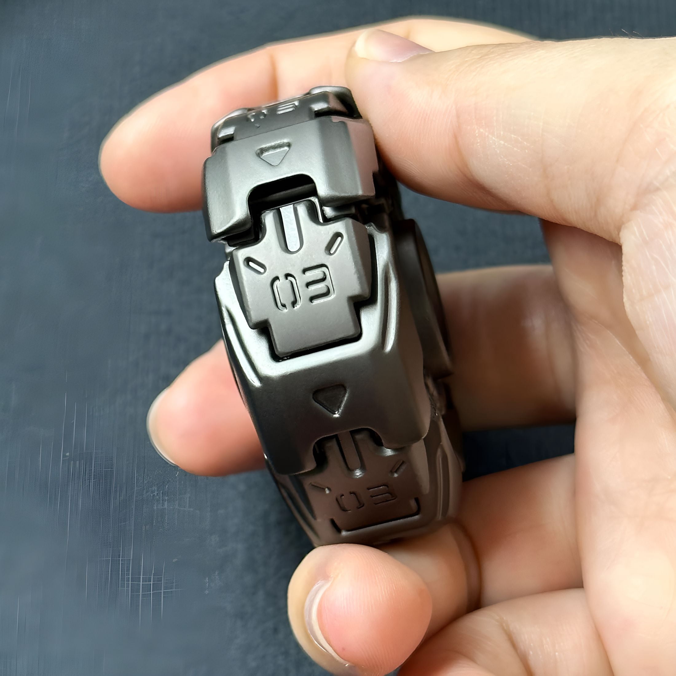 BESTSKY Fidget Sliders Open Armor Spinning Top Fidget Toys Stress Relief for Adults Magnetic Metal