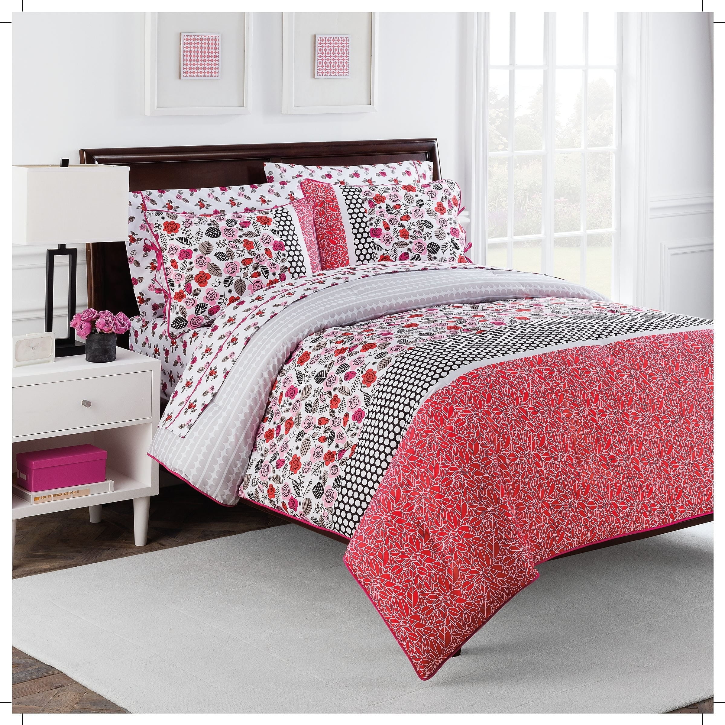 Nantucket Rose 7 piece Comforter Set