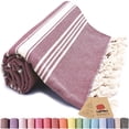 thumbnail image 1 of Toalla de playa Bazaar Anatolia, algodón burdeos, 180 x 99 cm, 1 of 9