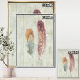 thumbnail image 2 of Plumes Naturelles sur Bois II - Toile Encadrée Style Ferme, 2 of 3