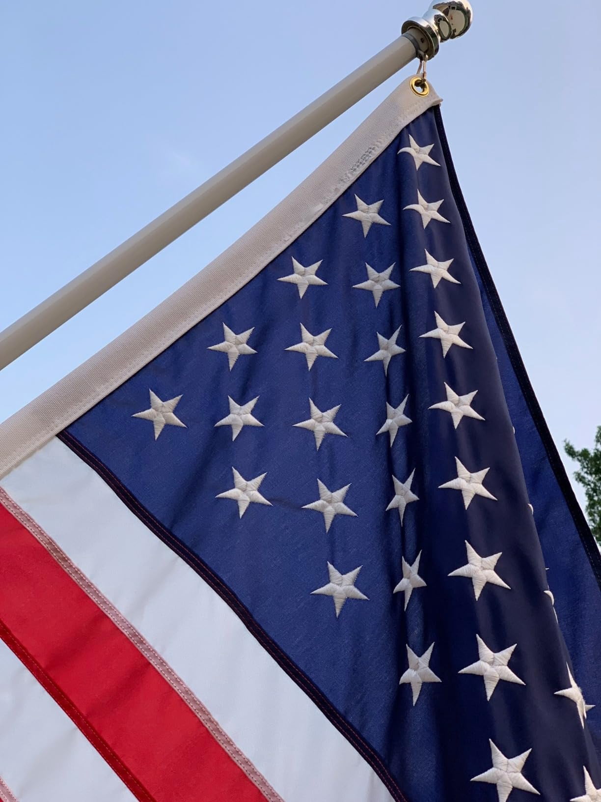 TETOU 5*8FT American Flag for Outside, 210D Heavy Duty TearProof Waterproof High Wind Resistant US Flag with Embroidered Stars for 4th of July Memorial Independence Day Patriotic Outdoor Decoration