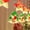 C, variante sur USYFAKGH " Apportez la Joie de Noël à Votre Maison avec des Décorations de Porte de Père Noël Festives et une Lumière LED "" Joyeux Noël à Votre Vitrine avec des Pendentifs et des Guirlandes Lumineuses LED