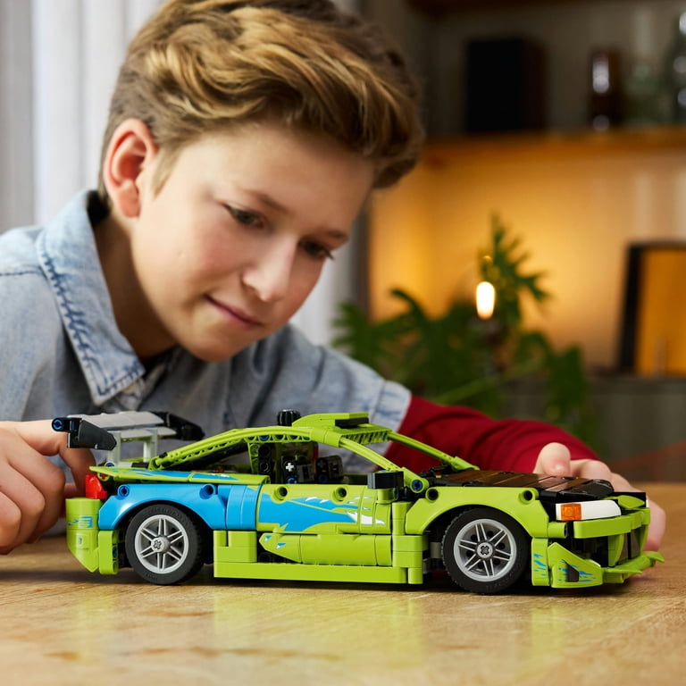 LEGO Technic Fast and Furious Mitsubishi Eclipse Car - Building