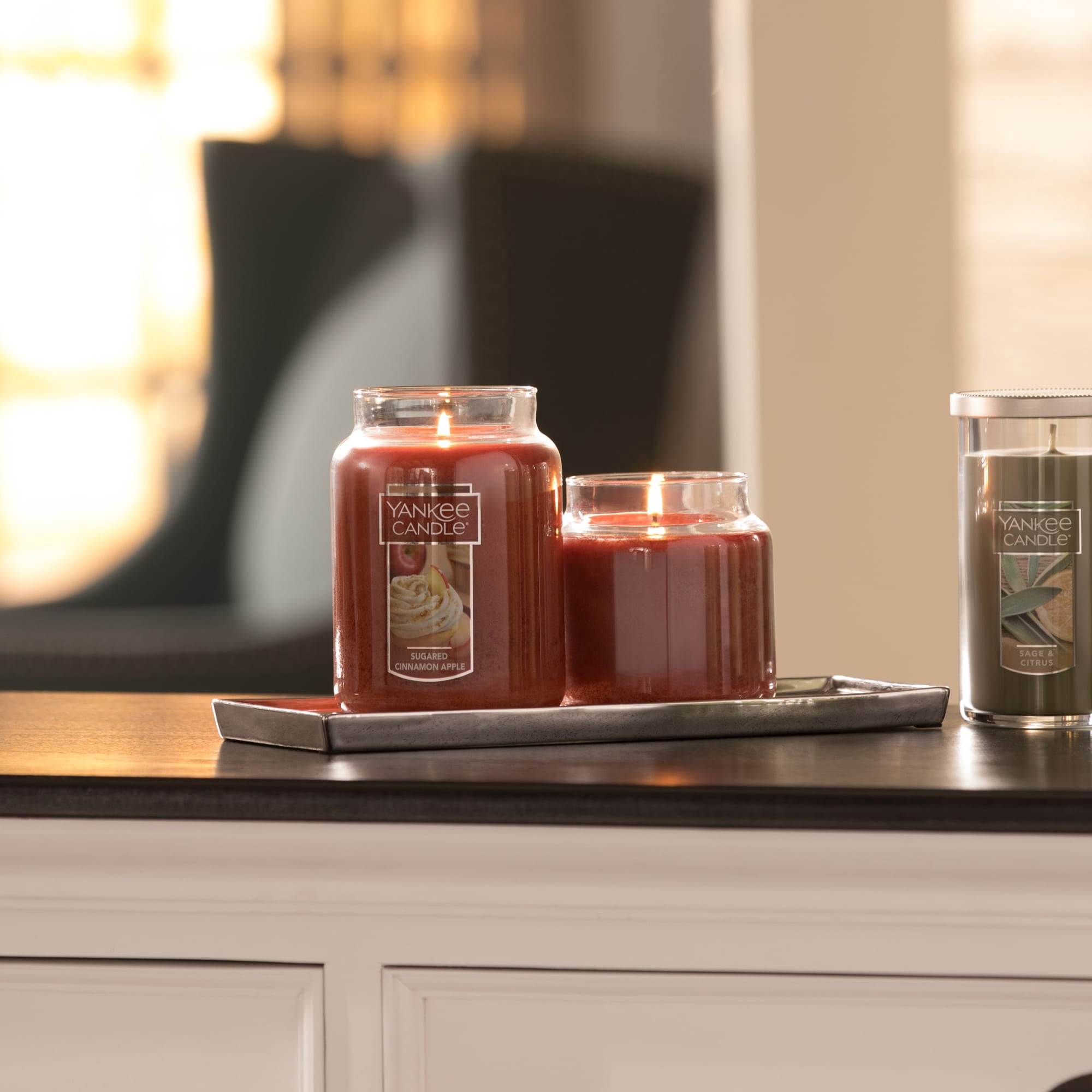 Yankee Candle Sugared Cinnamon Apple Original Large Scented Jar Candle, 22 oz