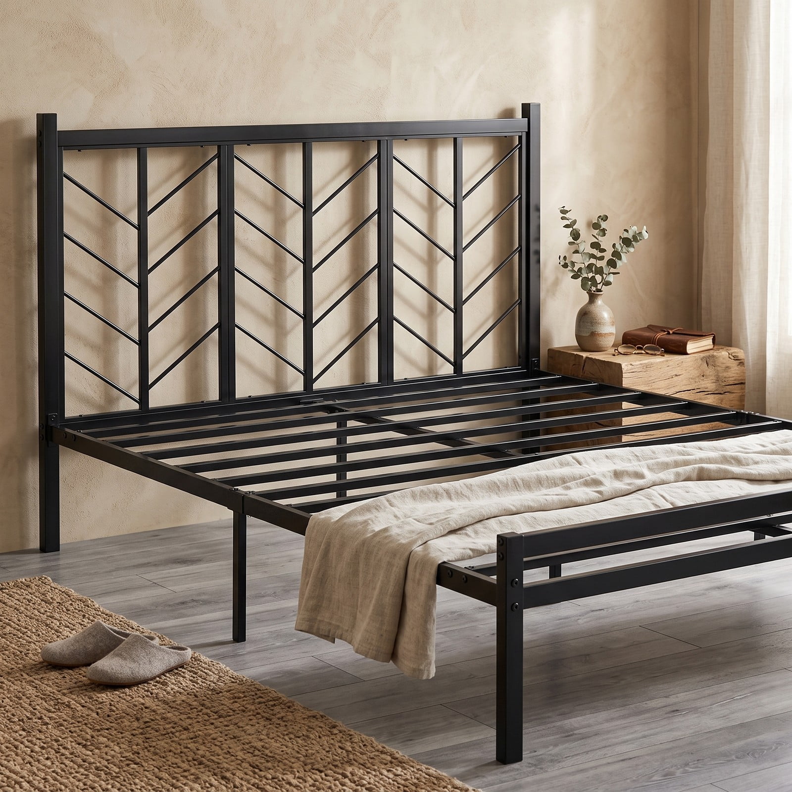 Furnibear Queen Bed Frame, Metal Platform Bed Frame with Chevron Branch Headboard, Queen Bed Frame with Slatted Support, No Box Spring, Black