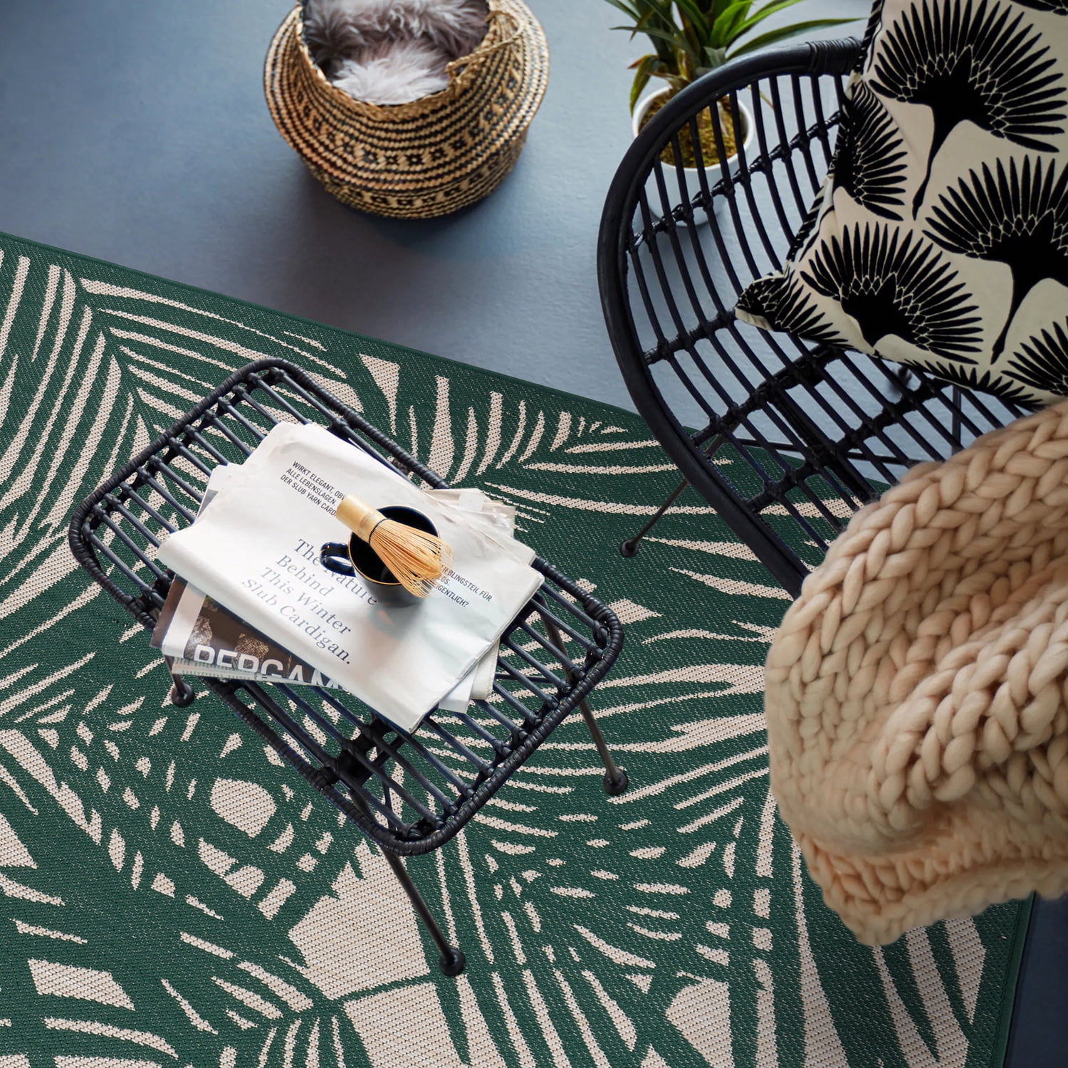 World Rug Gallery Contemporary Palm Leaf Textured Flat Weave Indoor/Outdoor Area Rug - GREEN 5' X 7'
