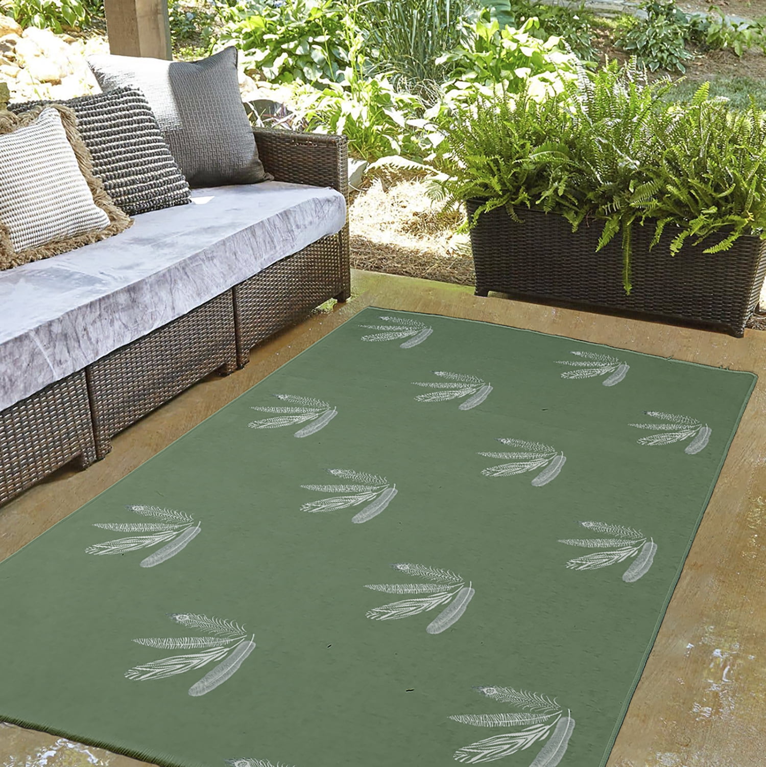 Simply Daisy 3' x 5' Muted Green Feather Pattern Spring Chenille Indoor/Outdoor Rug