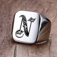 thumbnail image 2 of Anillo de sello con iniciales Retro Vnox para hombre, 18mm, sello pesado voluminoso, banda masculina, letras de acero inoxidable, regalo de joyería personalizado para él Tan Jianjun unisex, 2 of 2