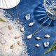 thumbnail image 5 of 1 caja de 16 piezas de 4 estilos de conchas marinas en espiral con diseño de océano y playa, colgantes artesanales con forma de concha y abalorios chapados en oro., 5 of 9