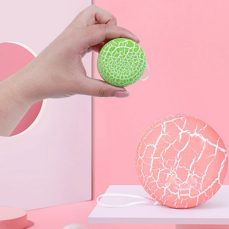Retractable yoyo ball outlet