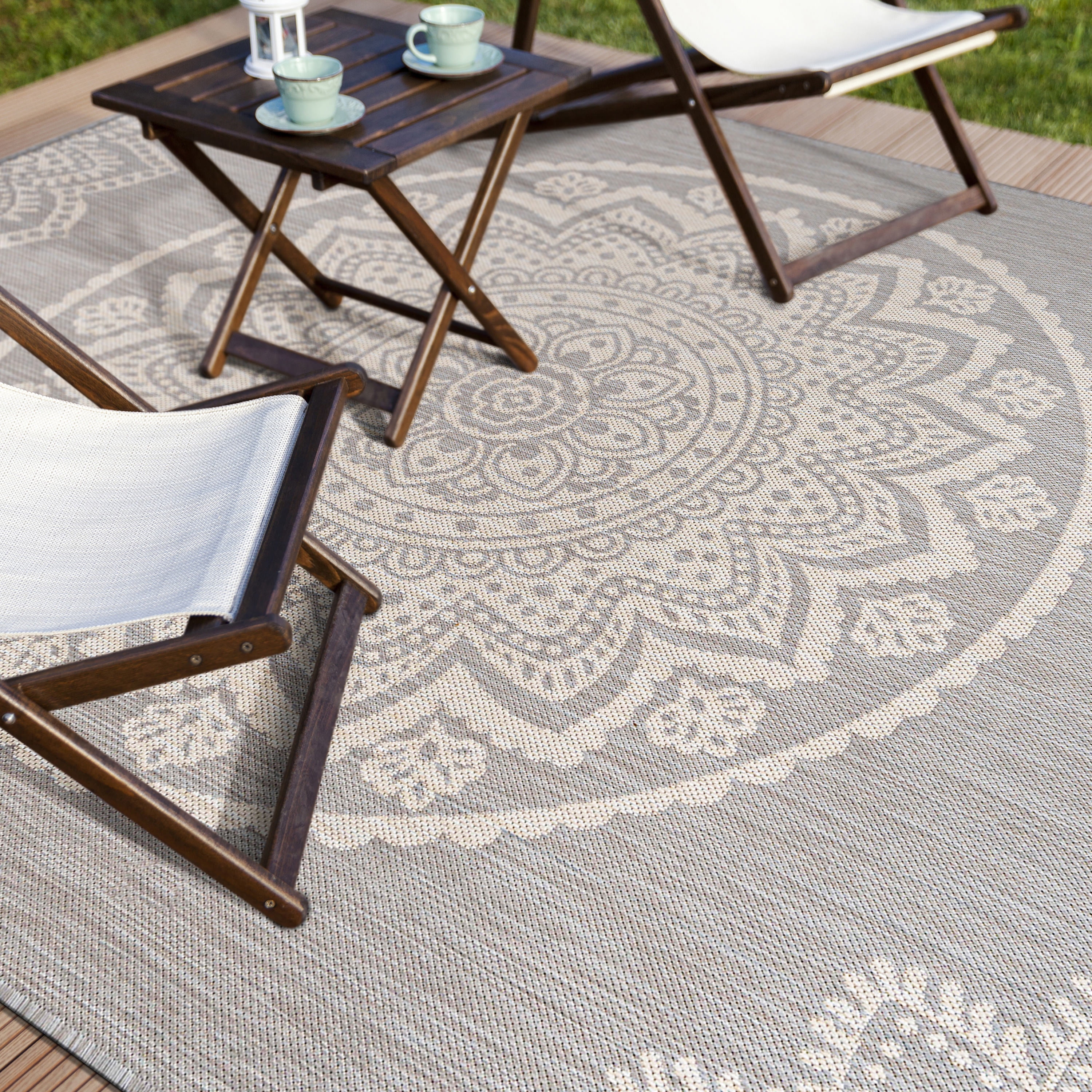 CAMILSON Indoor Outdoor Rug, 6' x 9' Grey Medallion Area Rugs
