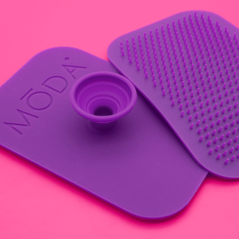MODA Makeup Brush Scrubby Cleaning Pad photo 2
