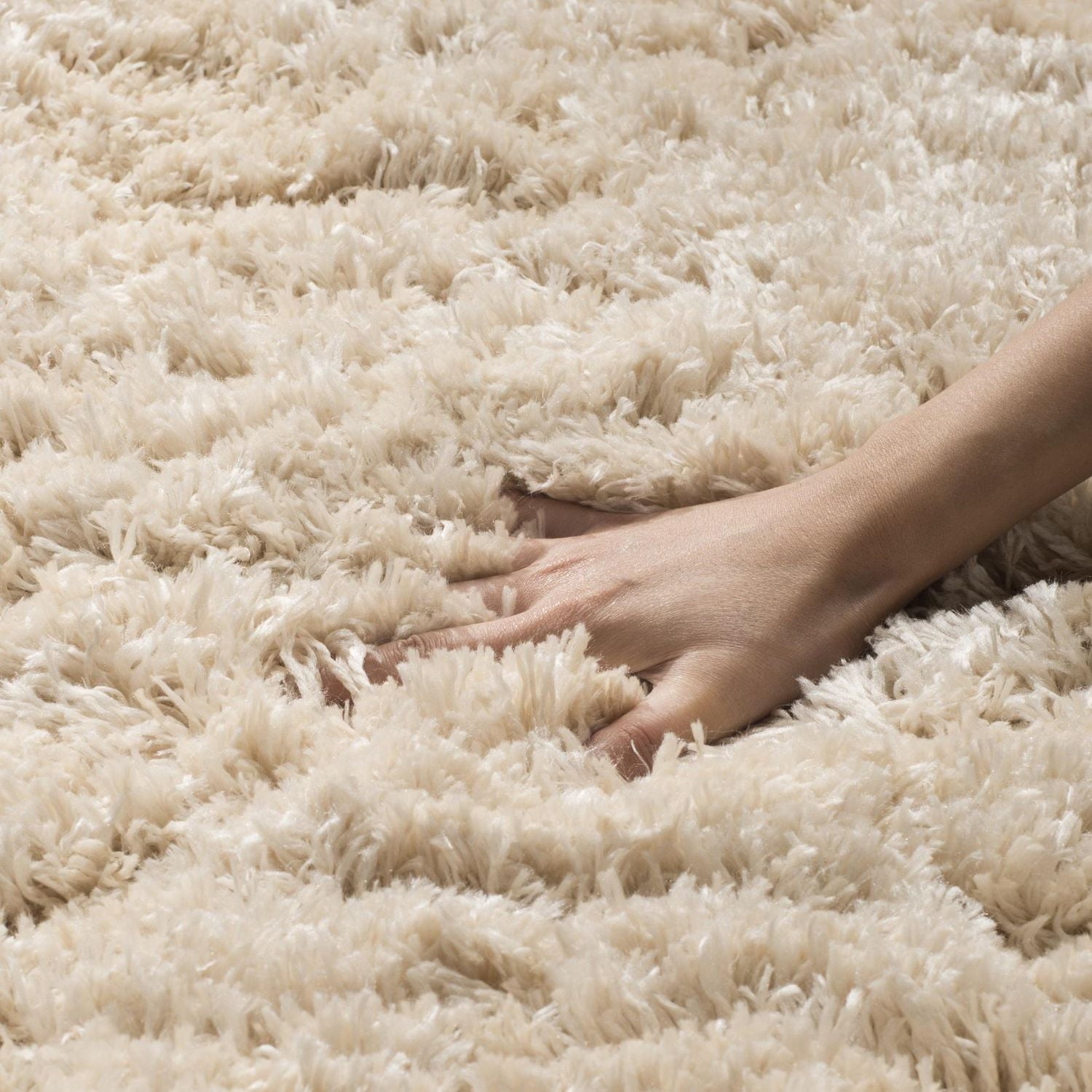 SAFAVIEH Polar Abbot Solid Extreme Plush Shag Area Rug