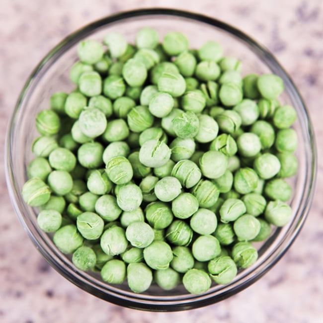 Nutristore Freeze Dried Green Peas | 40 Servings | 18 OZ | 25 Year Shelf Life | Amazing Taste | Healthy Snack | Emergency and Survival Food