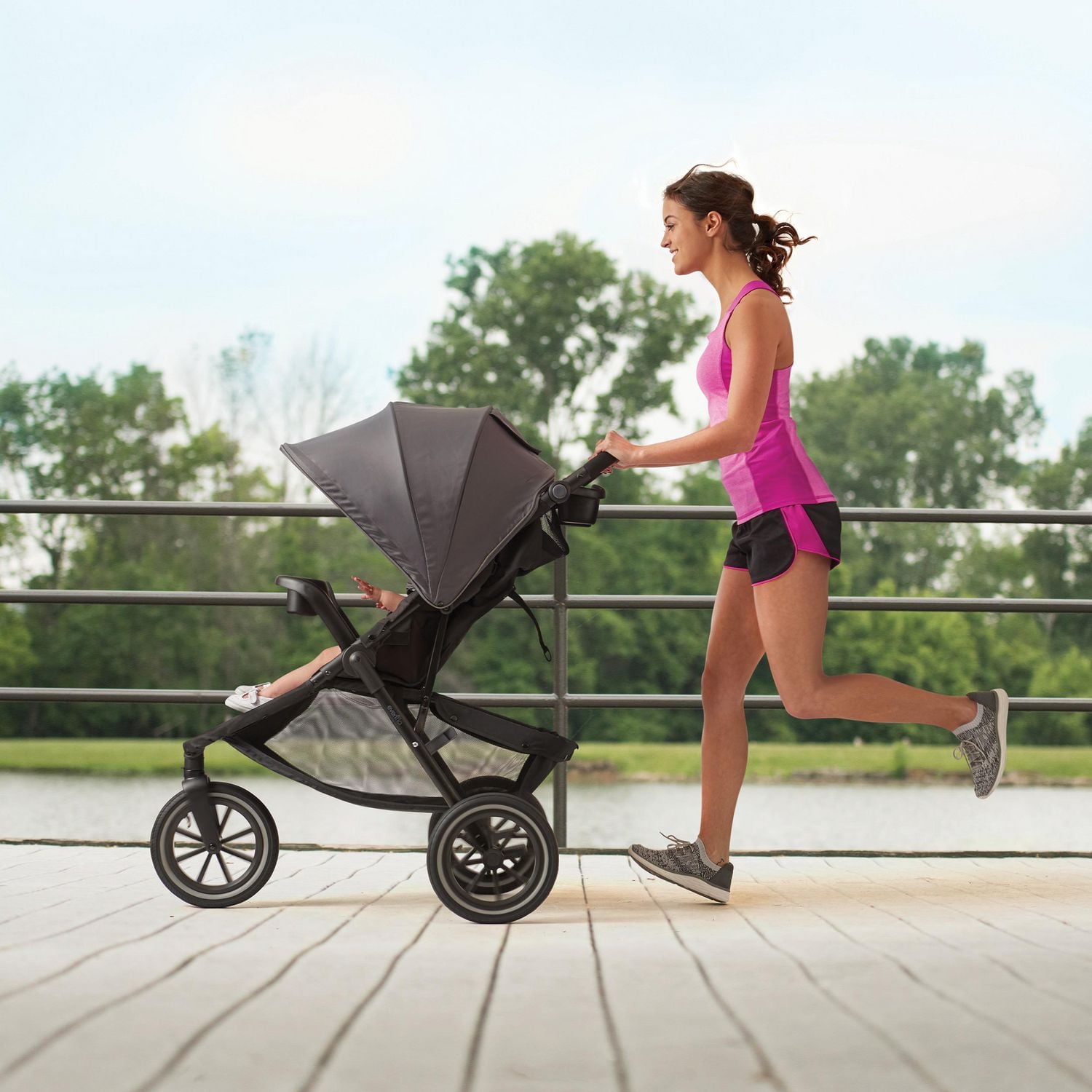 Evenflo Folio3 Stroll & Jog Travel System With LiteMax Infant Car Seat (4-50 lbs)