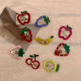thumbnail image 2 of 10 Uds. Pinza para el pelo Adorable, pasador para el pelo con forma de fruta, pasador para el pelo para niñas (color aleatorio), 2 of 5
