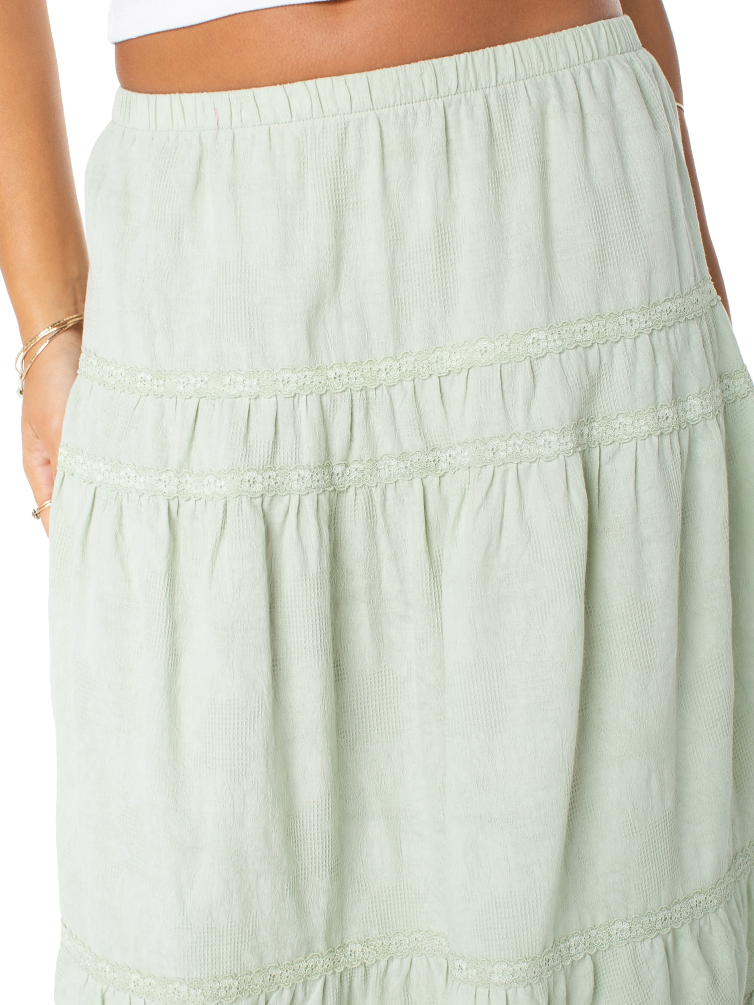 Celebrity Pink Women's and Women's Plus Tiered Ruffle Skirt with Lace Trim, Sizes XS-XXXL