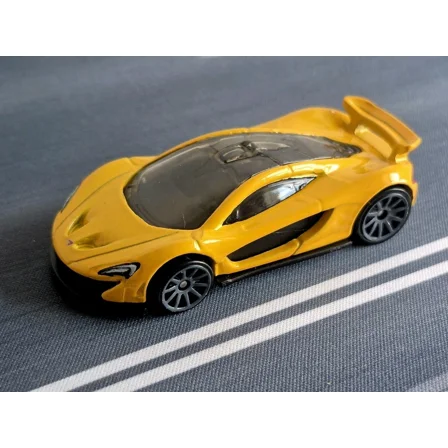 Hot Wheels Exotics 2016 McLaren P1 Yellow 1/64 Diecast Loose 71/250