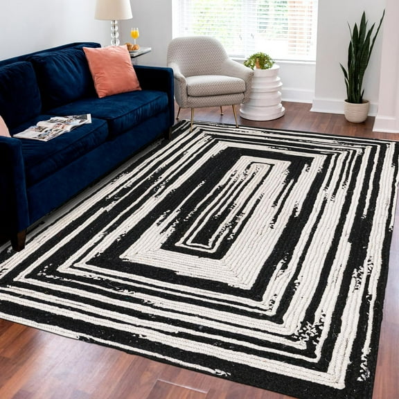 Unique Loom Braided Chindi Collection Area Rug - Oreo (5' 1" x 8' Rectangle Black and White/Ivory)