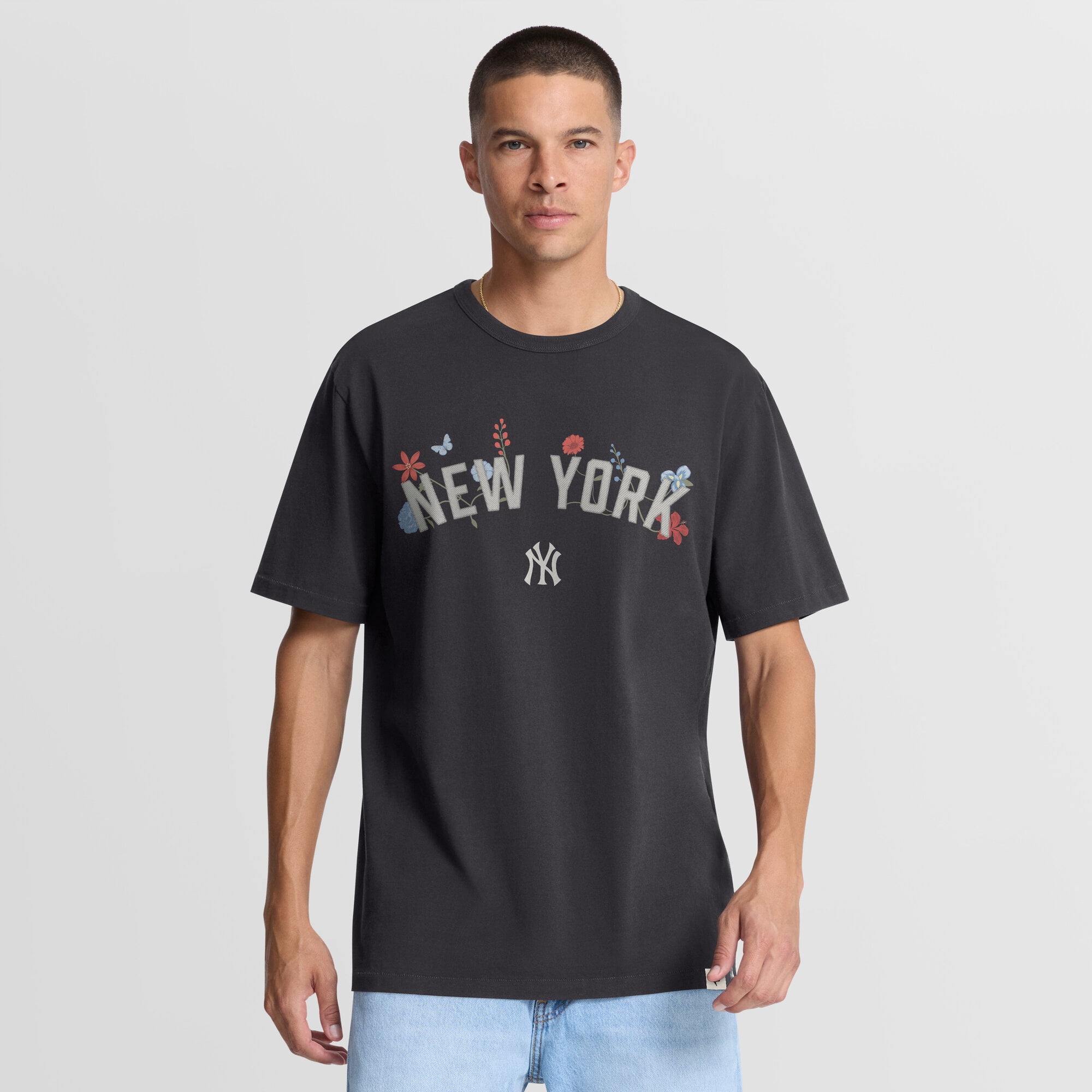 Men's Fanatics Anthracite New York Yankees Bloom- T-Shirt