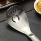thumbnail image 4 of Moledor de Jengibre y Ajo en Cuchara de Acero Inoxidable – Herramienta Compacta de Rallador Manual para la Preparación de Especias sin Esfuerzo, Utensilio de Cocina Fácil de Limpiar, 4 of 9