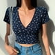 thumbnail image 1 of Y2K Vintage Floral Cross Crop Top camiseta mujer recortada delgada manga corta cuello pico Sexy verano ropa camiseta mujer Tops Tan Jianjun  unisex, 1 of 2