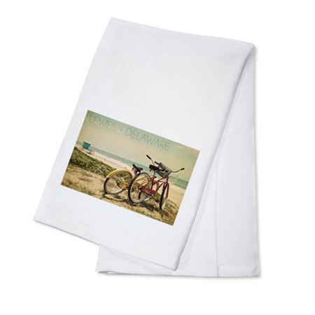 Lewes, Delaware, Bicycles and Beach Scene (100% Cotton Tea Towel, Decorative Hand Towel, Kitchen and Home)