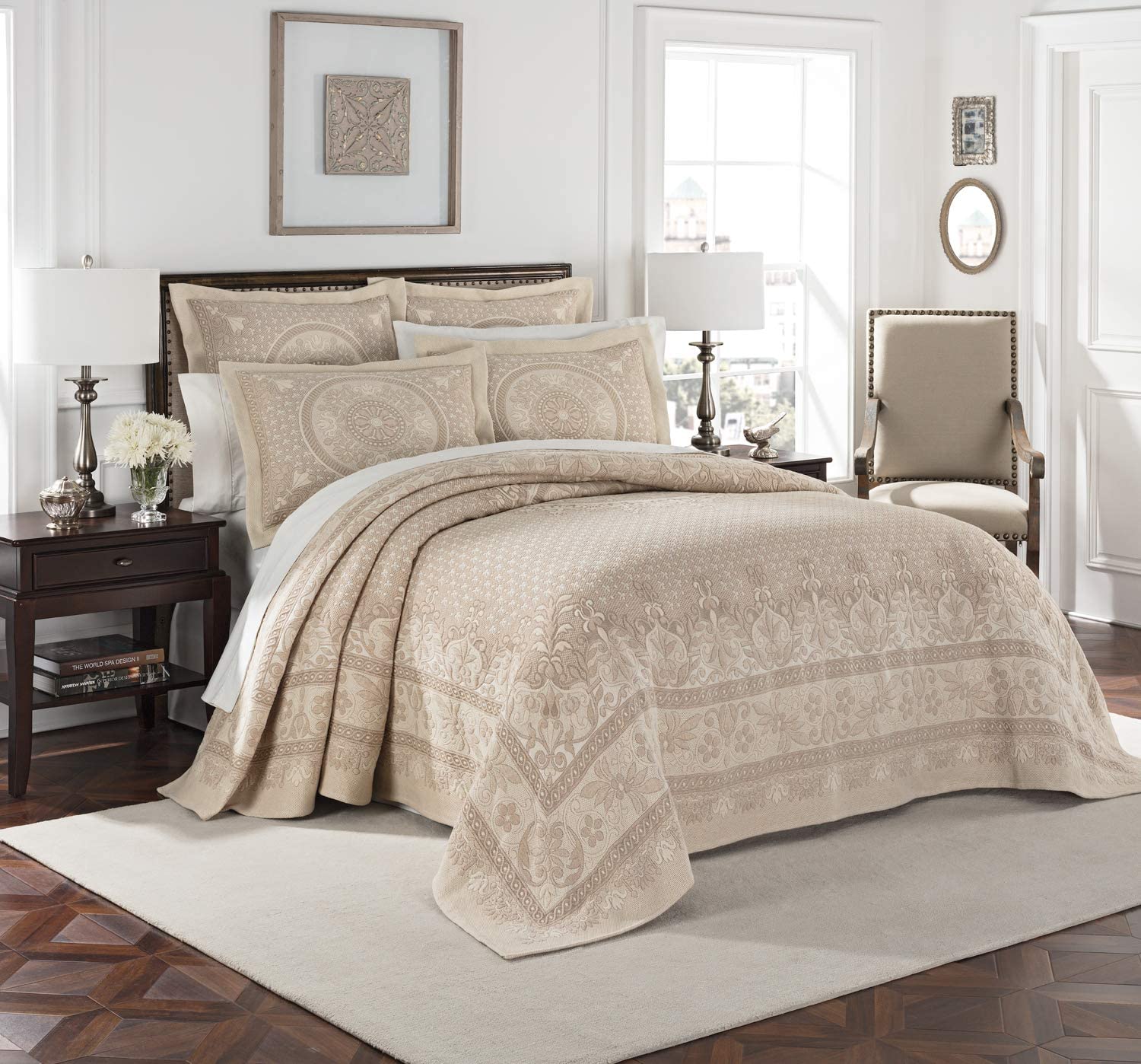 Williamsburg Basset Matelasse Linen Coverlet (110" H x 96" W), Creates