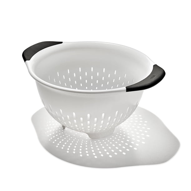 Colador OXO Good Grips de plástico, 3 litros, blanco