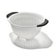 thumbnail image 1 of Colador OXO Good Grips de plástico, 3 litros, blanco, 1 of 6
