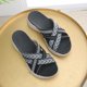 thumbnail image 4 of Likrtyny Sandalias Deslizantes para Mujer Suela Gruesa Con Correa Cruzada Sandalias Playa (Negro 38), 4 of 9