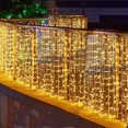 thumbnail image 4 of Guirnalda de luces LED solares de 10 m y 300 luces LED para exteriores, jardín, patio, boda, fiesta, Navidad, vacaciones, 4 of 5