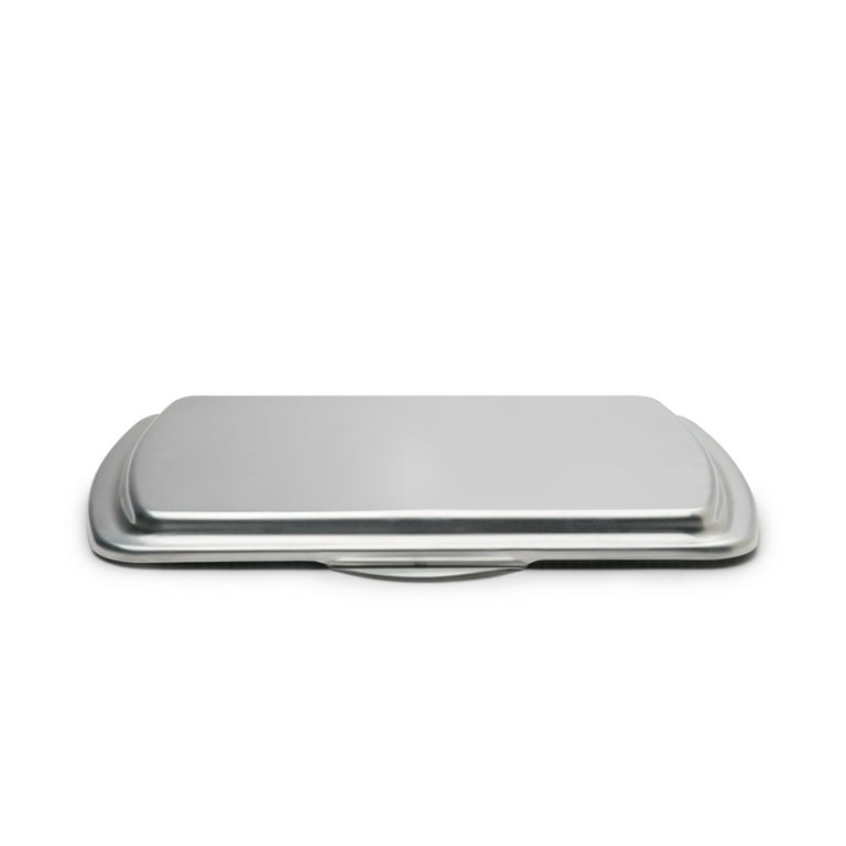Vintage Doughmakers Gourmet Bakewear 9 Square Cake Pan, Pebbled Finish,  Heavy Gauge Aluminum, 2 Deep, crafted by Moms Who Know Best 