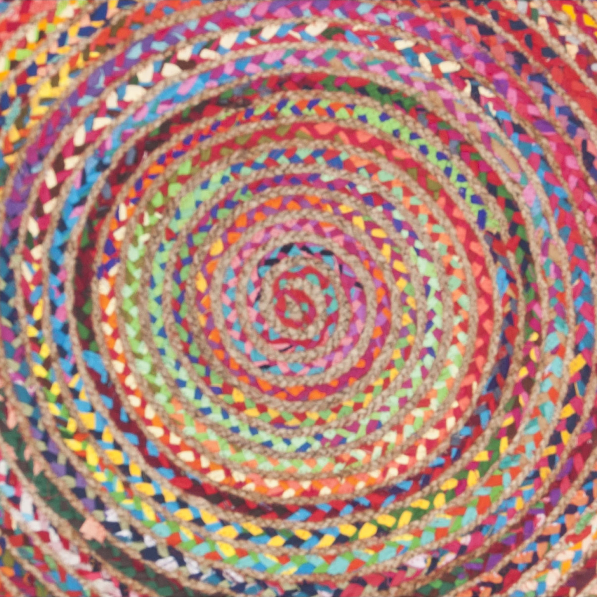 SAFAVIEH Cape Cod Hamilton Braided Circles Area Rug, 5' x 5' Round, Red/Multi